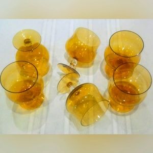 Set of 6 quality amber drinking glasses. Empoli??